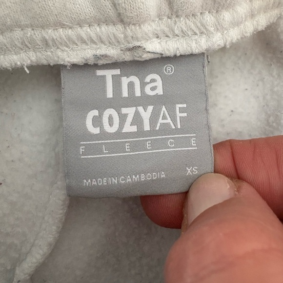 TNA Aritzia White Jogger Cozy AF Fleece - Picture 5 of 12